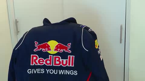 Snapshot of camara110 chatting on 12-14-25, 09:52 camara110 online show from 12-14-25, 09:52