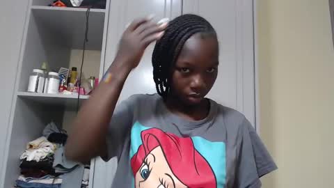 Princess online show from 03-10-25, 05:43