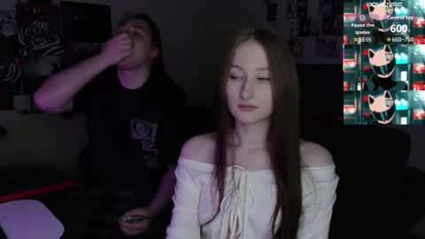 Rayon Gosuslug and Kirieshka Gosuslug online show from 10-08-25, 11:46