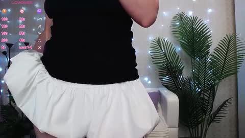 Snapshot of camelia_lillie chatting on 02-24-26, 01:47 camelia_lillie online show from 02-24-26, 01:47