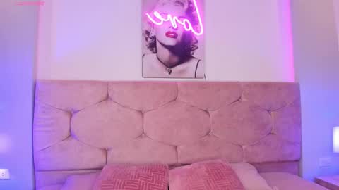 Camelia Smith online show from 12-14-24, 03:18