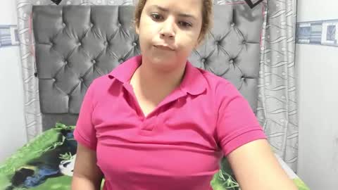 Snapshot of cameron_20_ chatting on 10-12-25, 12:48 cameron_20_ online show from 10-12-25, 12:48