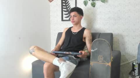 CAMERON online show from 10-24-25, 01:40