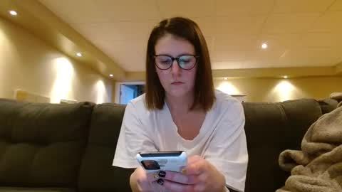 Snapshot of camforfunmoment chatting on 12-22-24, 12:28 camforfunmoment online show from 12-22-24, 12:28