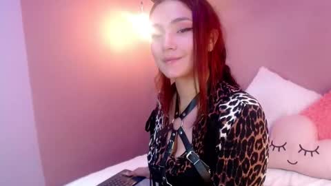 Snapshot of cami_fire chatting on 02-19-25, 07:59 Cami online show from 02-19-25, 07:59