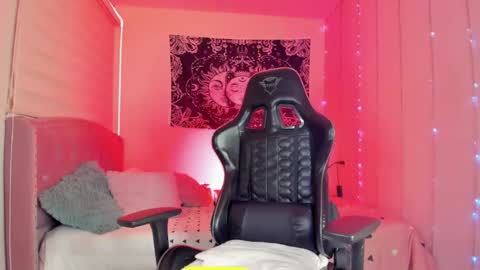 camila online show from 11-21-25, 03:38