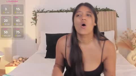 camila_bustamante_ online show from 01-14-26, 03:39