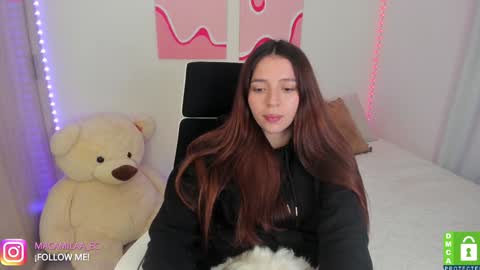  C A M I  online show from 01-09-25, 01:39