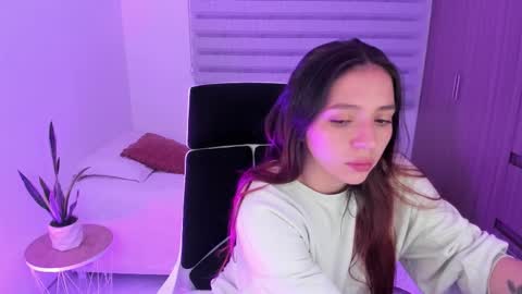  C A M I  online show from 11-26-25, 12:44