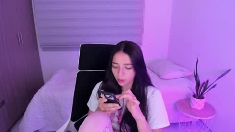  C A M I  online show from 02-23-26, 02:53