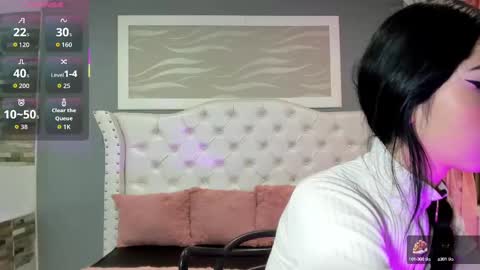 Camila  online show from 09-26-25, 07:51