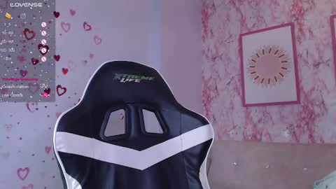 Snapshot of camila_pandora_ch chatting on 02-09-25, 05:33 Cami online show from 02-09-25, 05:33