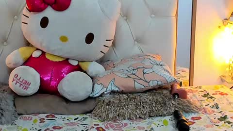 camila_sex_latina online show from 01-16-25, 06:56