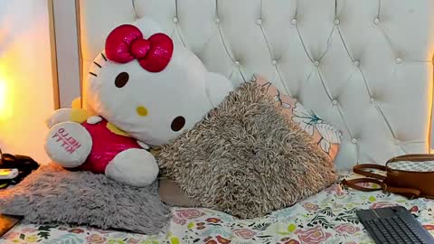 camila_sex_latina online show from 01-17-25, 06:47