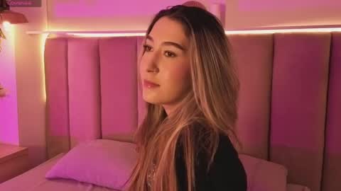 Snapshot of camila_velvet chatting on 04-15-26, 07:43 Camila online show from 04-15-26, 07:43