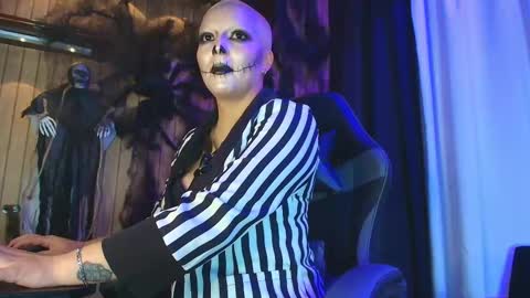 Snapshot of camilaachain chatting on 10-31-25, 06:47 online show from 10-31-25, 06:47