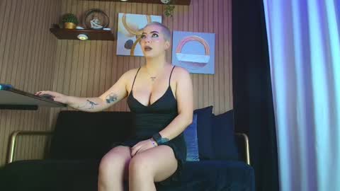 Snapshot of camilaachain chatting on 11-17-25, 07:58 online show from 11-17-25, 07:58