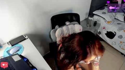 Snapshot of camilaalee chatting on 03-03-25, 12:37 CAMILAA LEE  online show from 03-03-25, 12:37