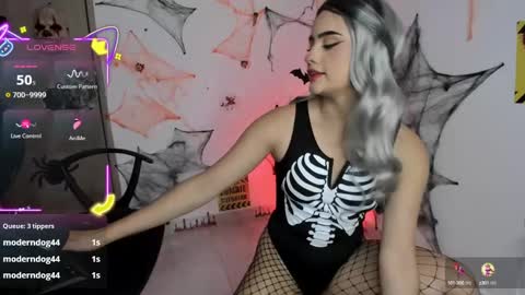 Cami  online show from 10-04-25, 01:31