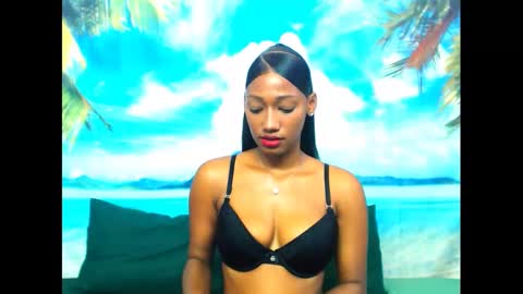 Snapshot of camilaasexyy chatting on 02-13-25, 11:39 camilaasexyy online show from 02-13-25, 11:39