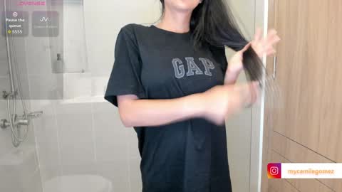 Camila online show from 11-16-25, 01:06