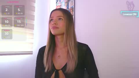 Camila Monroee  online show from 10-15-25, 02:39