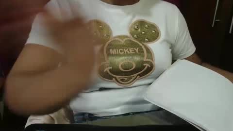 Snapshot of camilasex468 chatting on 10-15-25, 02:06 camilasex468 online show from 10-15-25, 02:06