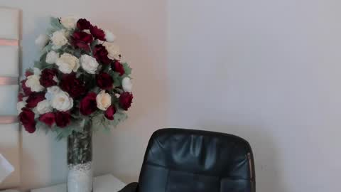 Snapshot of camilasofiia chatting on 12-13-24, 12:31 Camila online show from 12-13-24, 12:31
