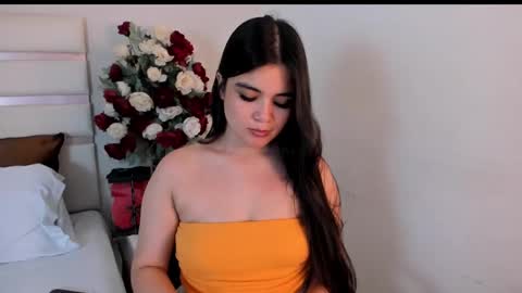 Snapshot of camilasofiia chatting on 02-25-25, 10:50 Camila online show from 02-25-25, 10:50