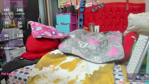 Lauren camile online show from 11-26-25, 08:54