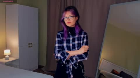 Emily online show from 04-05-26, 01:30