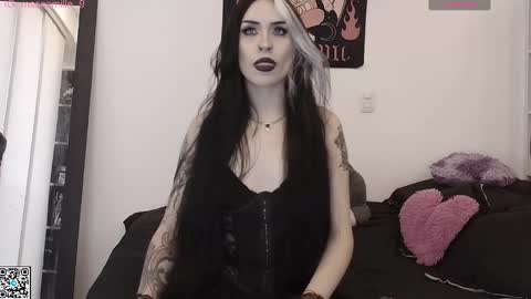 Camille  online show from 10-27-25, 08:13