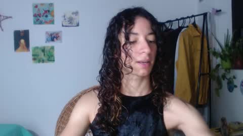  Camille   online show from 02-03-25, 10:47