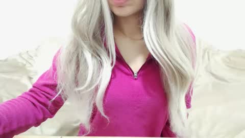 Snapshot of camillebunny chatting on 11-26-25, 03:18 CamilleBunny online show from 11-26-25, 03:18