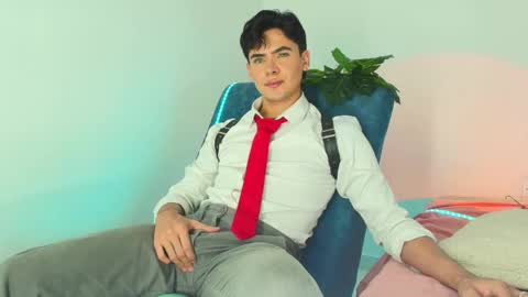 CAMILO online show from 12-04-25, 07:33