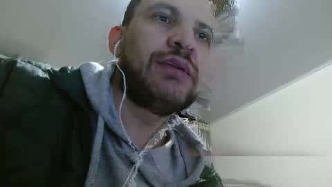 Snapshot of camiloking17 chatting on 01-24-25, 07:19 camilo online show from 01-24-25, 07:19