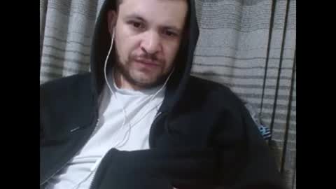 Snapshot of camiloking17 chatting on 01-27-25, 05:36 camilo online show from 01-27-25, 05:36