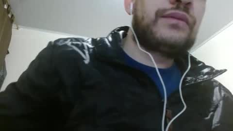 Snapshot of camiloking17 chatting on 02-12-25, 10:03 camilo online show from 02-12-25, 10:03