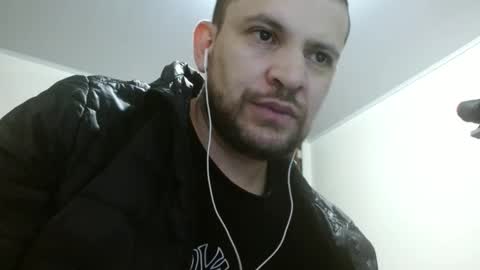 Snapshot of camiloking17 chatting on 02-17-25, 10:14 camilo online show from 02-17-25, 10:14