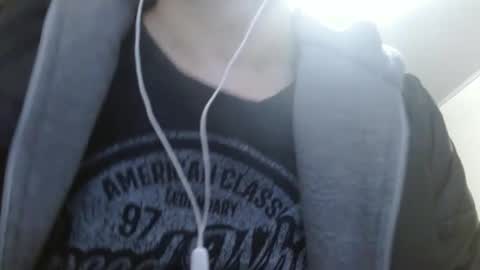 Snapshot of camiloking17 chatting on 02-28-25, 10:20 camilo online show from 02-28-25, 10:20