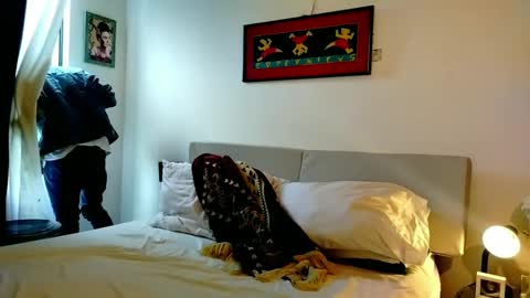 camilo online show from 10-10-25, 12:04