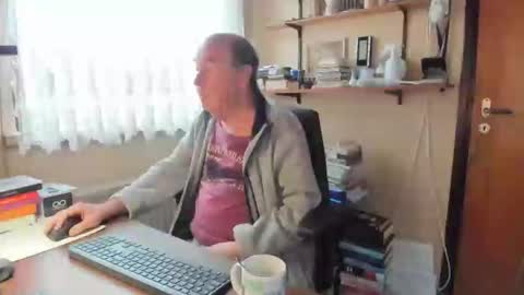 Cammee online show from 01-30-25, 12:48