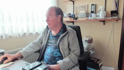 Cammee online show from 02-04-25, 09:38