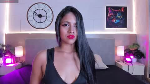 Snapshot of cammila_rosee chatting on 11-10-25, 07:35 Camila online show from 11-10-25, 07:35