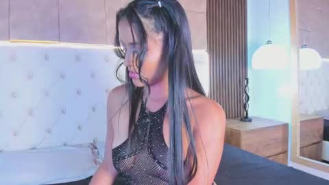 Snapshot of cammila_rosee chatting on 11-12-25, 08:08 Camila online show from 11-12-25, 08:08