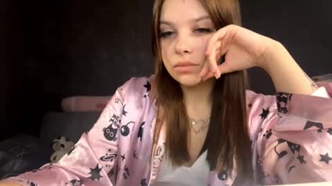 Vicky online show from 09-24-25, 03:15