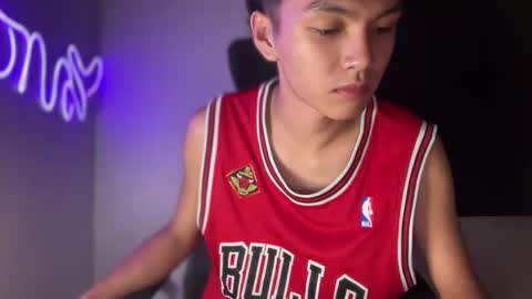 Snapshot of camwithethan chatting on 10-24-25, 04:58 Ethan online show from 10-24-25, 04:58