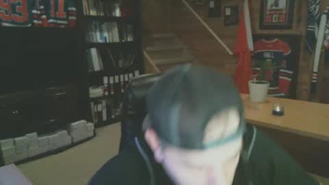 Snapshot of canadianboi6969 chatting on 01-25-25, 07:17 CanadianBacon6969 online show from 01-25-25, 07:17