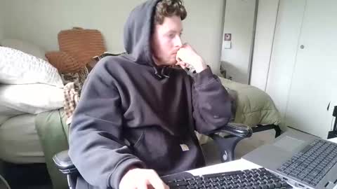 Devon online show from 02-03-25, 10:32