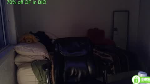 Devon online show from 02-20-25, 01:57